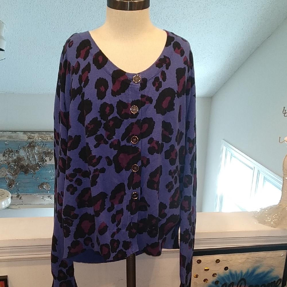 Forever 21 Purple Leopard Print Sweater